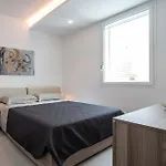Aurelia 87 Santa Maria al Bagno